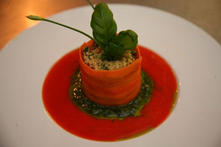 Mandel-Thymian-Tempeh-Tower